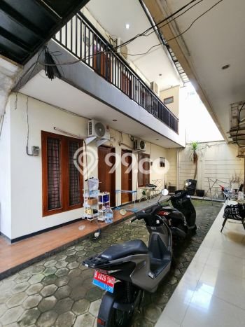 Rumah Elit LB 10000m2 Siap Pakai Desain Elegan di Pejaten, Jakarta Selatan Rumah Elit LB 10000m2 Siap Pakai Desain Elegan di Pejaten, Jakarta Selatan