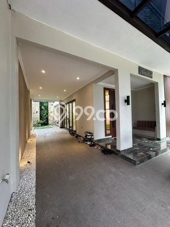 For Sale Rumah Mewah Exclusive di Cilandak, Jakarta Selatan For Sale Rumah Mewah Exclusive di Cilandak, Jakarta Selatan