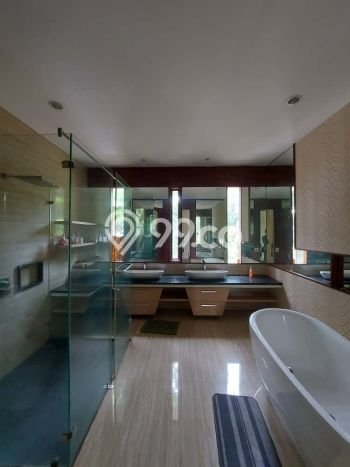 Dijual Rumah Mewah Elegan Dengan View Cantik di Bintaro, Tangerang Selatan Dijual Rumah Mewah Elegan Dengan View Cantik di Bintaro, Tangerang Selatan