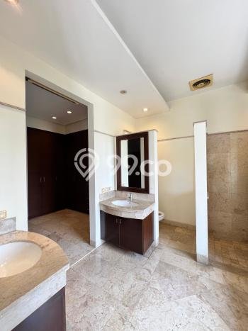 For Sale! Premium House LT 1028m2 Desain Elegan di Pejaten For Sale! Premium House LT 1028m2 Desain Elegan di Pejaten