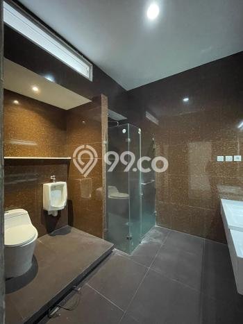 For Sale! Luxury House LT 400m2 Desain Elegan di Pondok Indah For Sale! Luxury House LT 400m2 Desain Elegan di Pondok Indah