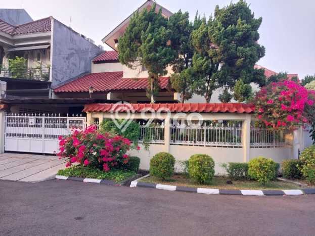 Jual Rumah Mewah Elegan Dengan View Cantik di Pondok Indah, Jakarta Selatan Jual Rumah Mewah Elegan Dengan View Cantik di Pondok Indah, Jakarta Selatan