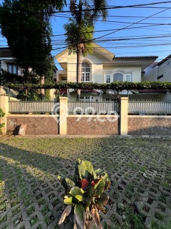 Rumah Mewah Dijual LT 365m2 di Kebayoran Baru, Jakarta Selatan Rumah Mewah Dijual LT 365m2 di Kebayoran Baru, Jakarta Selatan