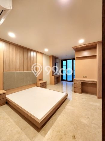 Dijual Rumah Mewah Megah Dengan View Eksklusif di Kemang, Jakarta Selatan Dijual Rumah Mewah Megah Dengan View Eksklusif di Kemang, Jakarta Selatan
