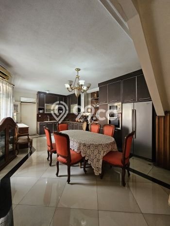 Rumah Eksklusif Dijual LT 1206m2 di Kebayoran Baru, Jakarta Selatan Rumah Eksklusif Dijual LT 1206m2 di Kebayoran Baru, Jakarta Selatan