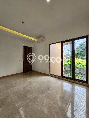 Jual Rumah Mewah Elegan Dengan View Eksklusif di Kemang, Jakarta Selatan Jual Rumah Mewah Elegan Dengan View Eksklusif di Kemang, Jakarta Selatan
