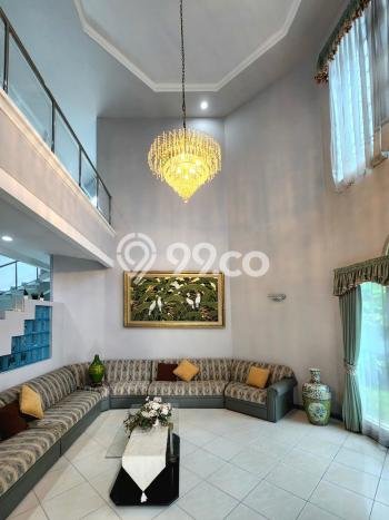 Dijual Hunian Mewah dengan Fasilitas Sekitar Komplit di Kebayoran Lama, Jakarta Selatan Dijual Hunian Mewah dengan Fasilitas Sekitar Komplit di Kebayoran Lama, Jakarta Selatan