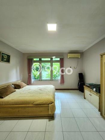 Dijual Hunian Mewah dengan Fasilitas Sekitar Komplit di Kebayoran Lama, Jakarta Selatan Dijual Hunian Mewah dengan Fasilitas Sekitar Komplit di Kebayoran Lama, Jakarta Selatan