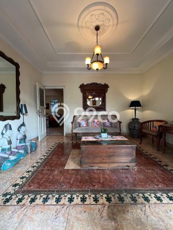 Rumah Mewah Dijual LT 365m2 di Kebayoran Baru, Jakarta Selatan Rumah Mewah Dijual LT 365m2 di Kebayoran Baru, Jakarta Selatan