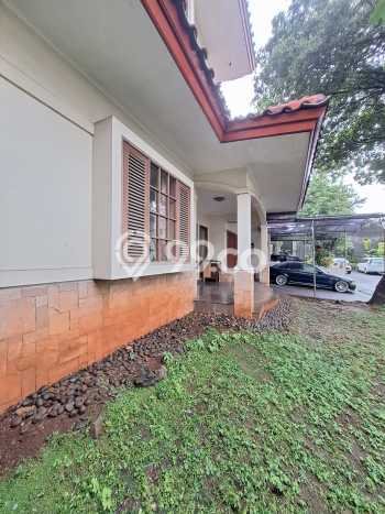 Rumah Elit Modern Siap Huni di Pejaten Jakarta Selatan Rumah Elit Modern Siap Huni di Pejaten Jakarta Selatan