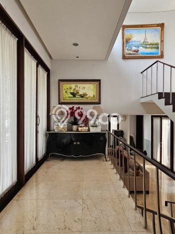 Dijual Rumah Luas Elegan Dengan View Cantik di Kemang, Jakarta Selatan Dijual Rumah Luas Elegan Dengan View Cantik di Kemang, Jakarta Selatan