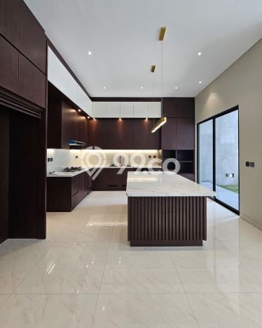 Dijual Rumah Mewah Elegan Dengan View Eksklusif di Bintaro, Tangerang Selatan Dijual Rumah Mewah Elegan Dengan View Eksklusif di Bintaro, Tangerang Selatan