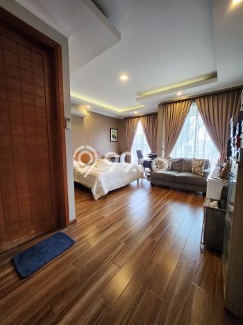 Hunian Elit LB 300m2 Siap Huni Desain Elegan di Veteran, Jakarta Selatan Hunian Elit LB 300m2 Siap Huni Desain Elegan di Veteran, Jakarta Selatan