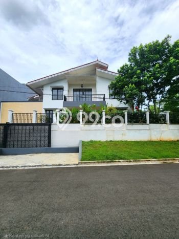 Rumah Luxury Modern Siap Huni di Pondok Indah Jakarta Selatan Rumah Luxury Modern Siap Huni di Pondok Indah Jakarta Selatan