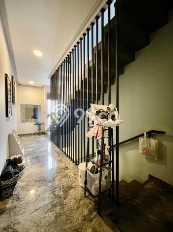 Hunian Mewah LB 270m2 Siap Huni Desain Elegan di Lebak Bulus, Jakarta Selatan Hunian Mewah LB 270m2 Siap Huni Desain Elegan di Lebak Bulus, Jakarta Selatan
