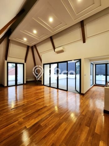 Rumah Elit LB 1400m2 Siap Pakai Desain Elegan di Pondok Indah, Jakarta Selatan Rumah Elit LB 1400m2 Siap Pakai Desain Elegan di Pondok Indah, Jakarta Selatan