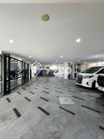 For Sale! Premium House LT 730m2 Desain Modern di Kemang For Sale! Premium House LT 730m2 Desain Modern di Kemang
