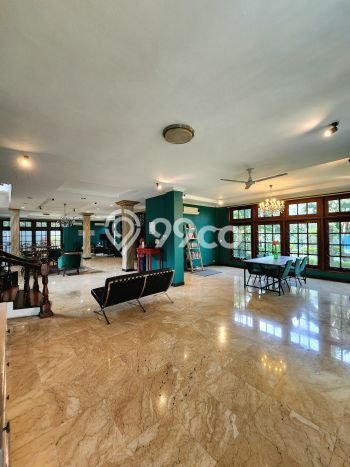 Jual Rumah Luas Megah Dengan View Eksklusif di Pondok Indah, Jakarta Selatan Jual Rumah Luas Megah Dengan View Eksklusif di Pondok Indah, Jakarta Selatan