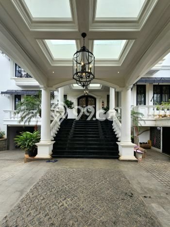 For Sale! Premium House LT 730m2 Desain Modern di Kemang For Sale! Premium House LT 730m2 Desain Modern di Kemang