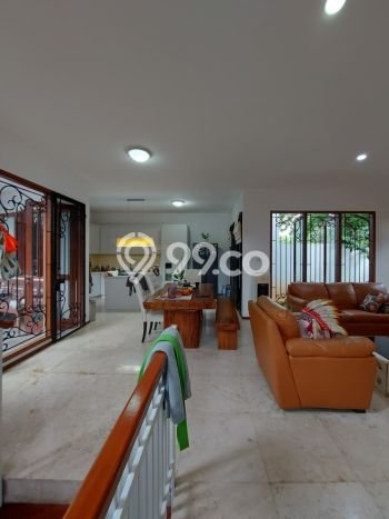 Jual Rumah Mewah Elegan Dengan View Cantik di Bintaro, Tangerang Selatan Jual Rumah Mewah Elegan Dengan View Cantik di Bintaro, Tangerang Selatan
