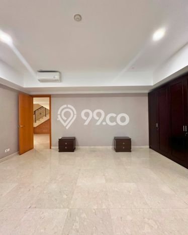 Hunian Apartemen High-Class untuk Dijual di Jakarta Selatan dengan 5 BR & 6 Kamar Mandi Hunian Apartemen High-Class untuk Dijual di Jakarta Selatan dengan 5 BR & 6 Kamar Mandi