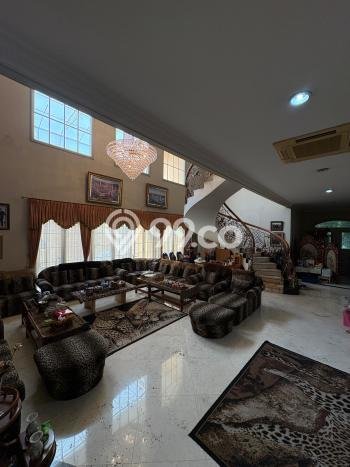 Ready to Use! Luxury House LT 604m2 Desain Elegan di Mega Kuningan Ready to Use! Luxury House LT 604m2 Desain Elegan di Mega Kuningan