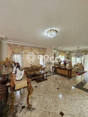 Rumah Eksklusif Dijual LT 1206m2 di Kebayoran Baru, Jakarta Selatan Rumah Eksklusif Dijual LT 1206m2 di Kebayoran Baru, Jakarta Selatan