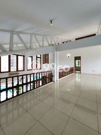 Rumah Luxury Modern Siap Huni di Pondok Indah Jakarta Selatan Rumah Luxury Modern Siap Huni di Pondok Indah Jakarta Selatan