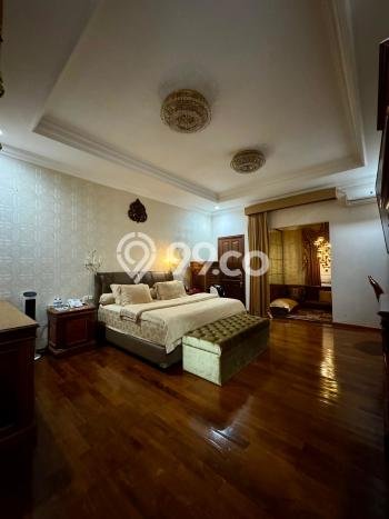 Ready to Use! Premium House LT 750m2 Desain Modern di Kemang Ready to Use! Premium House LT 750m2 Desain Modern di Kemang