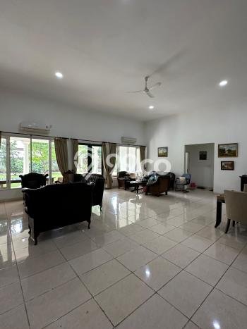 Hunian Mewah LB 500m2 Siap Pakai Desain Elegan di Cipete, Jakarta Selatan Hunian Mewah LB 500m2 Siap Pakai Desain Elegan di Cipete, Jakarta Selatan