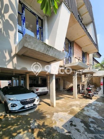 Rumah Elit LB 10000m2 Siap Pakai Desain Elegan di Pejaten, Jakarta Selatan Rumah Elit LB 10000m2 Siap Pakai Desain Elegan di Pejaten, Jakarta Selatan