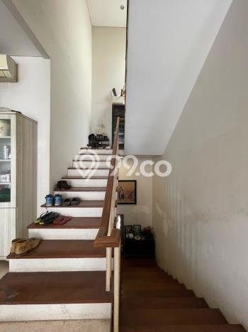 Hunian Eksklusif Siap Huni LT 299m2 di Cilandak, Jakarta Selatan Hunian Eksklusif Siap Huni LT 299m2 di Cilandak, Jakarta Selatan