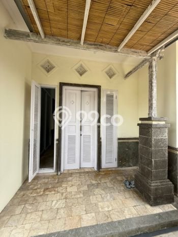 For Sale Vila di , Dimensi 190m2m², Area Asri For Sale Vila di , Dimensi 190m2m², Area Asri