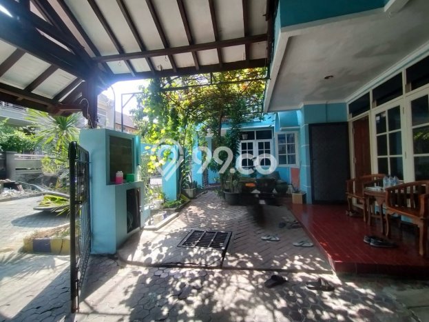 INVESTASI TEPAT! Rumah di Sidoarjo, Luas 252m2m² LB 350m2m² INVESTASI TEPAT! Rumah di Sidoarjo, Luas 252m2m² LB 350m2m²