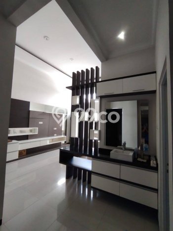 Rumah Strategis Minimalis Lb 70m2 di Sukolilo, Surabaya Rumah Strategis Minimalis Lb 70m2 di Sukolilo, Surabaya