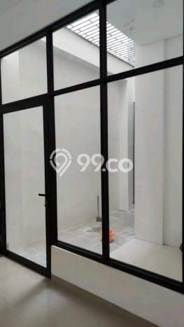 FOR RENT! Ruko di Surabaya Kota Cocok untuk Bisnis 189m2 FOR RENT! Ruko di Surabaya Kota Cocok untuk Bisnis 189m2