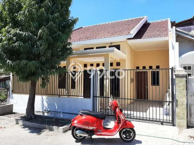 Sewa Rumah Harga Terjangkau di Surabaya Kota Surabaya Punya 3 Kamar Tidur Sewa Rumah Harga Terjangkau di Surabaya Kota Surabaya Punya 3 Kamar Tidur