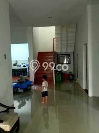 Rumah Modern Cantik 4 Kamar Siap Huni di Sidoarjo Rumah Modern Cantik 4 Kamar Siap Huni di Sidoarjo