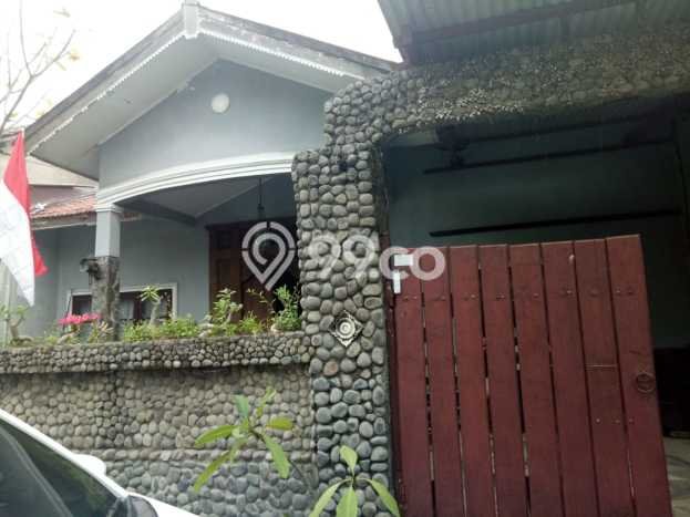 Jual Rumah Bagus Siap Huni LB 150m2 di Sidoarjo, Sidoarjo Jual Rumah Bagus Siap Huni LB 150m2 di Sidoarjo, Sidoarjo