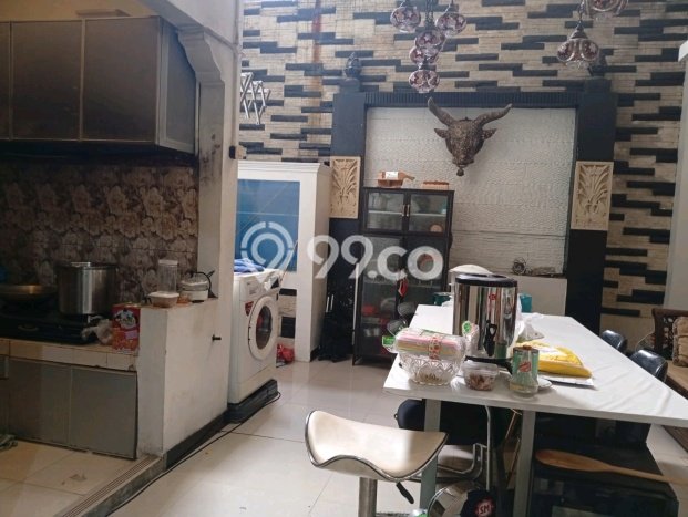 For Sale Rumah 3 Kamar Lokasi Strategis Bagus dan Strategis di Wiyung For Sale Rumah 3 Kamar Lokasi Strategis Bagus dan Strategis di Wiyung
