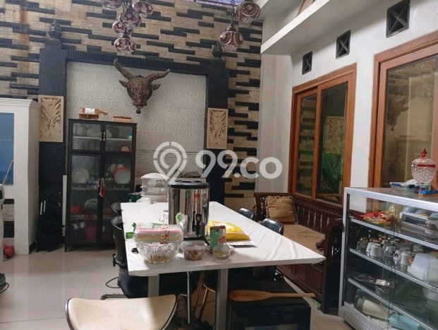 For Sale Rumah 3 Kamar Lokasi Strategis Bagus dan Strategis di Wiyung For Sale Rumah 3 Kamar Lokasi Strategis Bagus dan Strategis di Wiyung