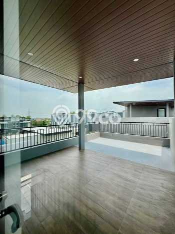 Rumah Luxury Modern Tanpa Renovasi di Citraland Surabaya Rumah Luxury Modern Tanpa Renovasi di Citraland Surabaya