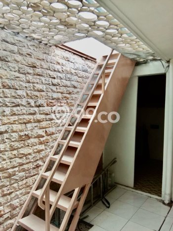 Rumah sewa siap pakai 3 Kamar Tidur di Darmo permai, Surabaya Rumah sewa siap pakai 3 Kamar Tidur di Darmo permai, Surabaya