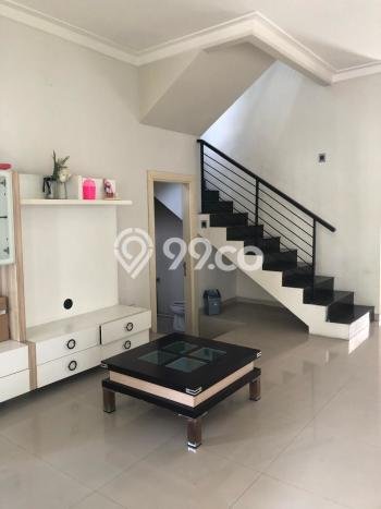 Disewakan! Rumah 3 Kamar Tidur &
2 Kamar Mandi di Surabaya Kota, Surabaya Disewakan! Rumah 3 Kamar Tidur &
2 Kamar Mandi di Surabaya Kota, Surabaya