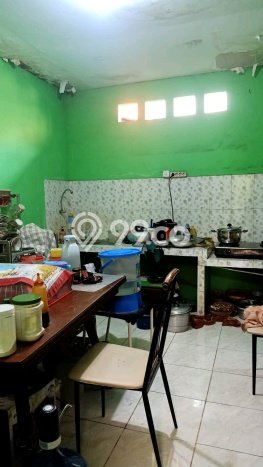 Jual Rumah Favorit Siap Huni LB 150m2 di Rungkut, Surabaya Jual Rumah Favorit Siap Huni LB 150m2 di Rungkut, Surabaya