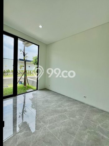 Rumah Luxury Modern Tanpa Renovasi di Citraland Surabaya Rumah Luxury Modern Tanpa Renovasi di Citraland Surabaya