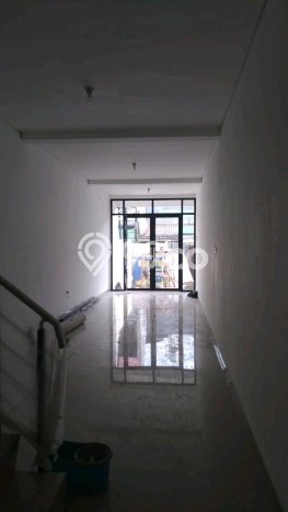 Ruko Dijual di Surabaya LT 75m2 & LB 123m2 Lokasi Terbaik! Ruko Dijual di Surabaya LT 75m2 & LB 123m2 Lokasi Terbaik!