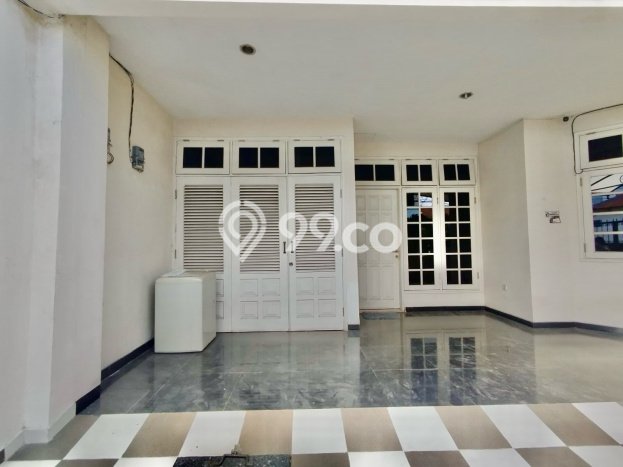 Dijual Rumah Mewah Elegan Dengan View Eksklusif di Darmo Permai, Surabaya Dijual Rumah Mewah Elegan Dengan View Eksklusif di Darmo Permai, Surabaya