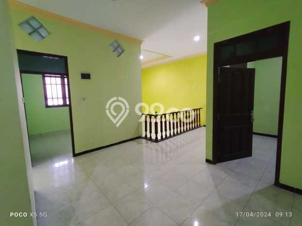 Jual Rumah Minimalis Bagus Punya 4 KT di Wiyung Surabaya SHM Jual Rumah Minimalis Bagus Punya 4 KT di Wiyung Surabaya SHM