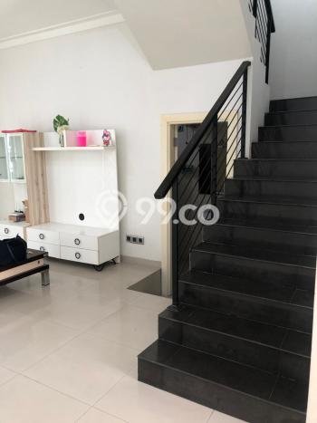 Disewakan! Rumah 3 Kamar Tidur &
2 Kamar Mandi di Surabaya Kota, Surabaya Disewakan! Rumah 3 Kamar Tidur &
2 Kamar Mandi di Surabaya Kota, Surabaya